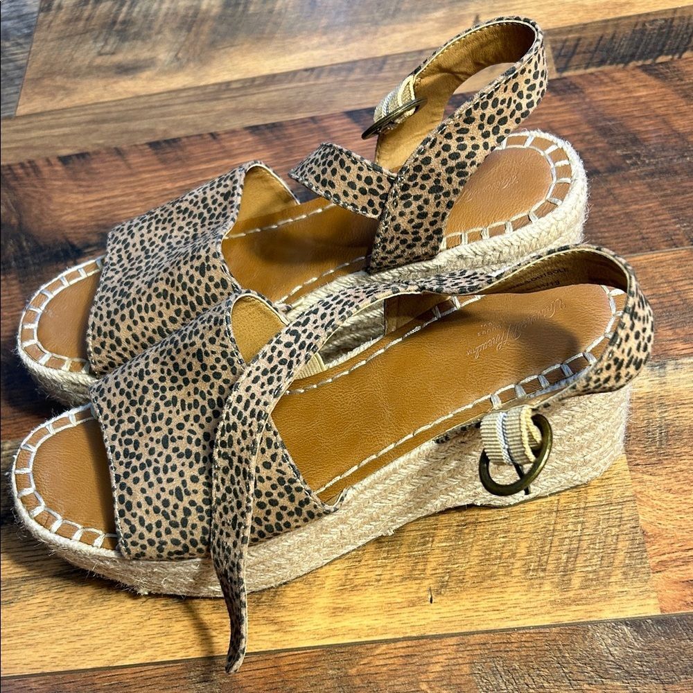 Leopard Print Sandals with Ankle Strap - Picture 4 of 5